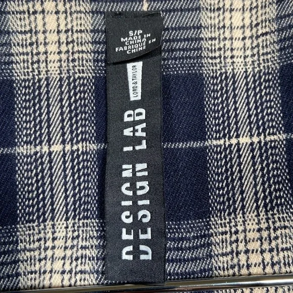 Pre-Loved Design Lab Plaid Jacket – Excellent Condition, Size Small - Picture 10 of 10